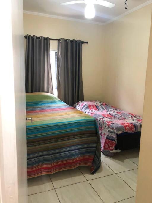 Apartamento A 230 Mts Da Praia Em 乌巴图巴 外观 照片